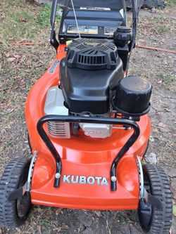 Kubota commercial self propelled mower