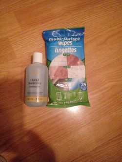 Multi surface lingettes