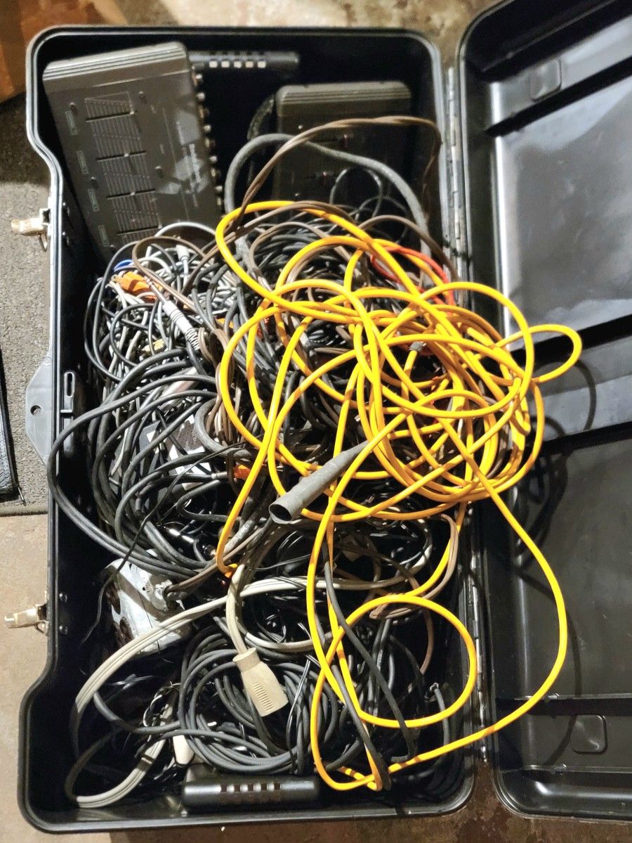 Pro Audio Mixed XLR and 1/4 cables few power supplies and miscellaneous stuff