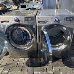 LG Gas Washer and Dryer Set