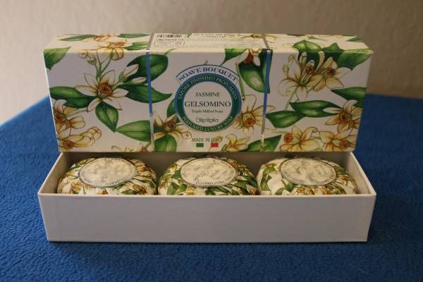 New! Set of 3 Soaps - Jasmine