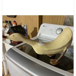 Solid wood handcrafted goose