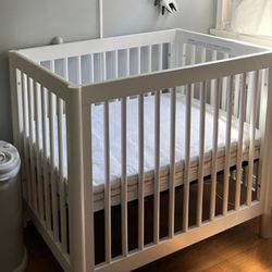 Mini Crib
