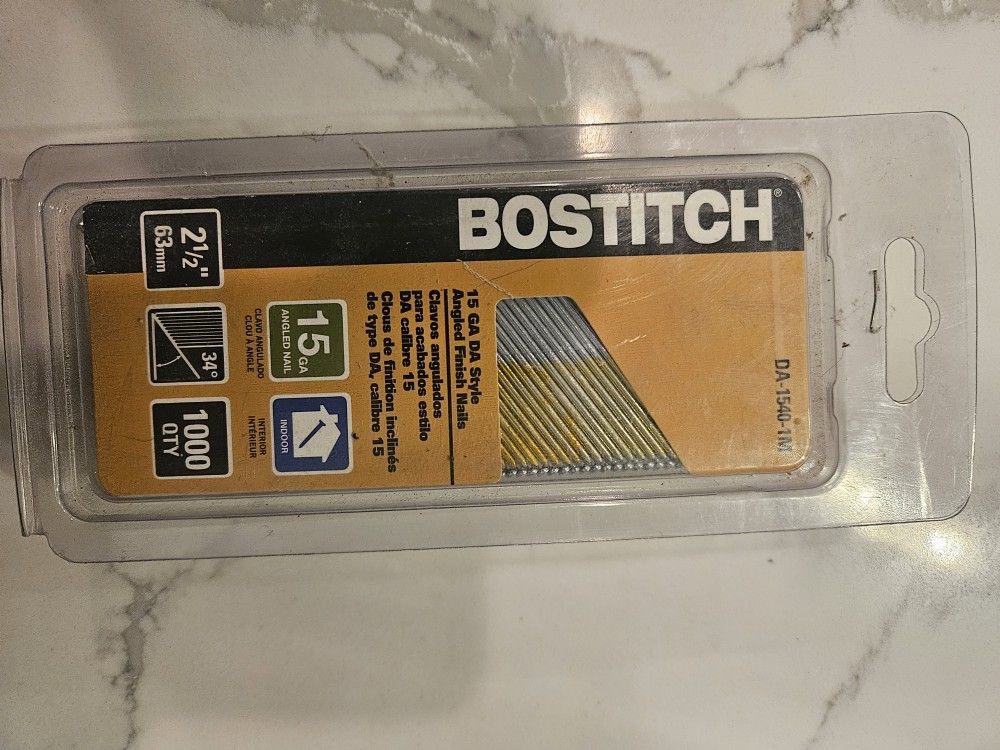 Bostitch 2 1/2" 15 Gauge angle nail 34 degree Qty. 1000