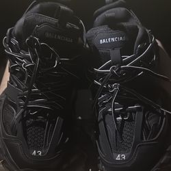 balenciaga tracks