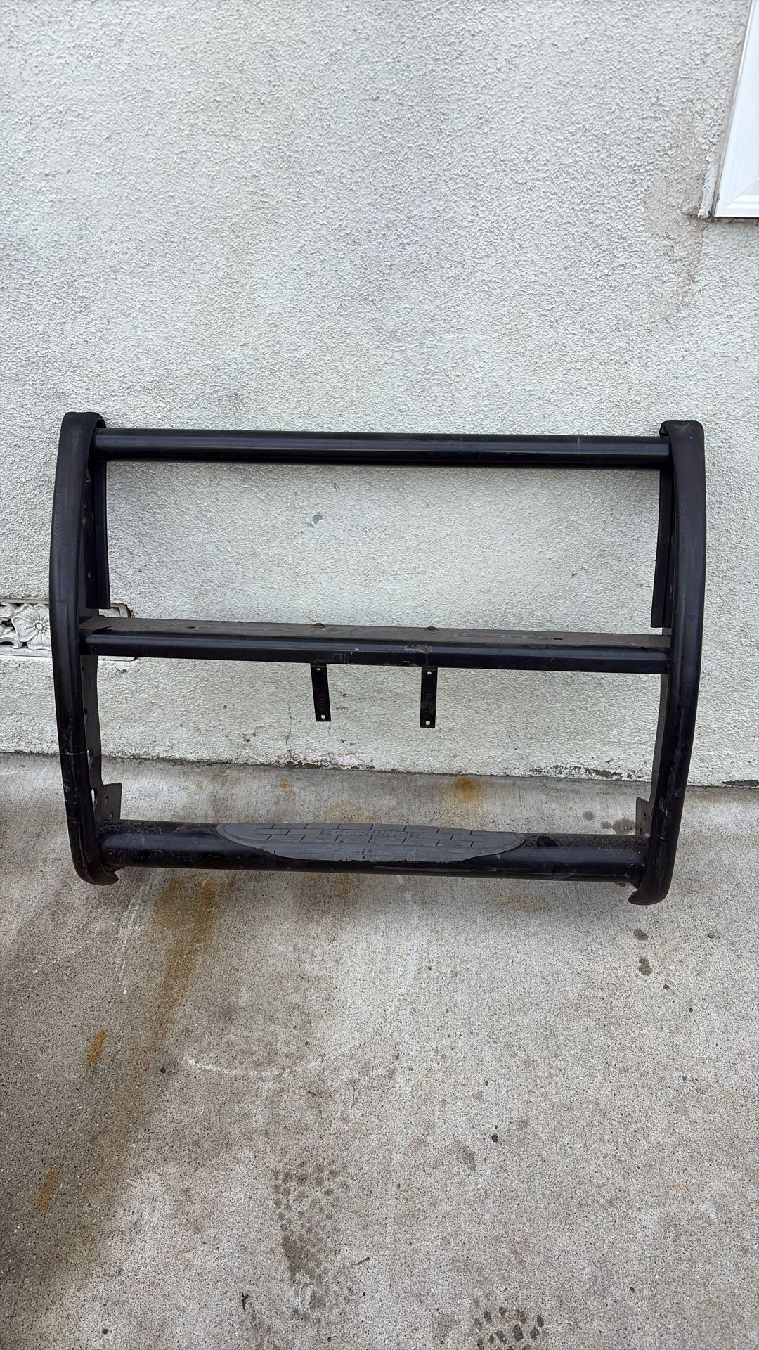 Go Rhino Push Bumper