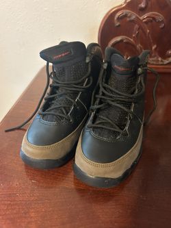 23 JORDAN 9 RETRO 'OLIVE' Boys 2