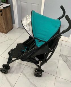 Summer Infant 3Dlite Convenience Stroller Lightweight Black/ green