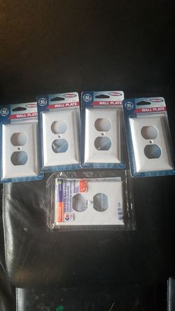 Outlet wall plate