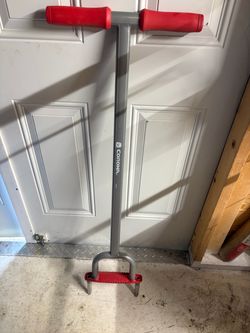 Corona manual aerator