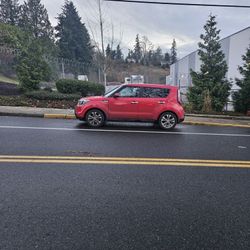 Kia Soul 2016 CLEAN TITLE  140K MILES