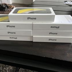 7 IPHONE SE 64 GB FOR SALE 