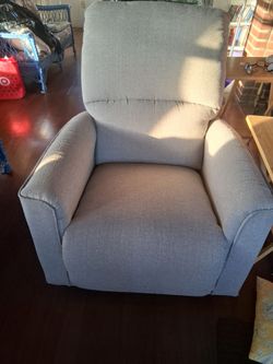 Brand new Lazy Boy Recliner