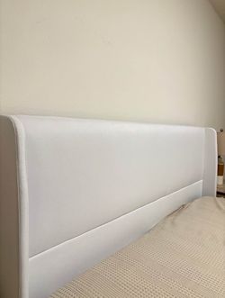 King bedframe