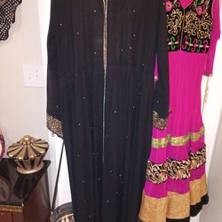 Luxury Black chiffon Abaya Jalabiya Farasha or Kaftan Maxi Dress dress and with gold accents