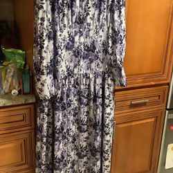 long sleeve maxi dress XL button down with a collar different tiers