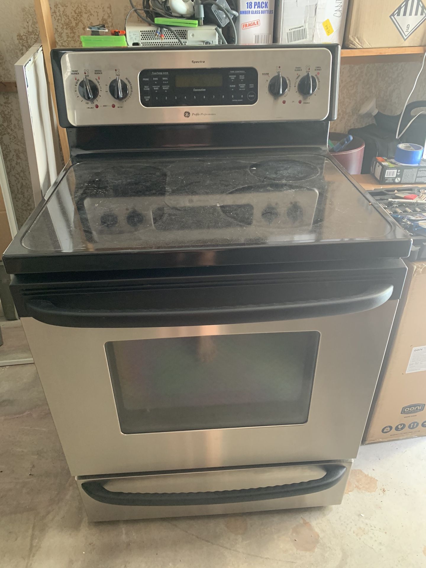 GE Spectra Electric Convection Range