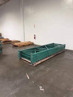 Pallet racks industrial