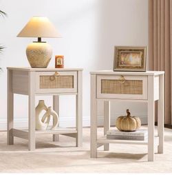 Nightstands set of 2 $80 new