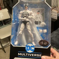 DC Multiverse bull’s-eye Batman
