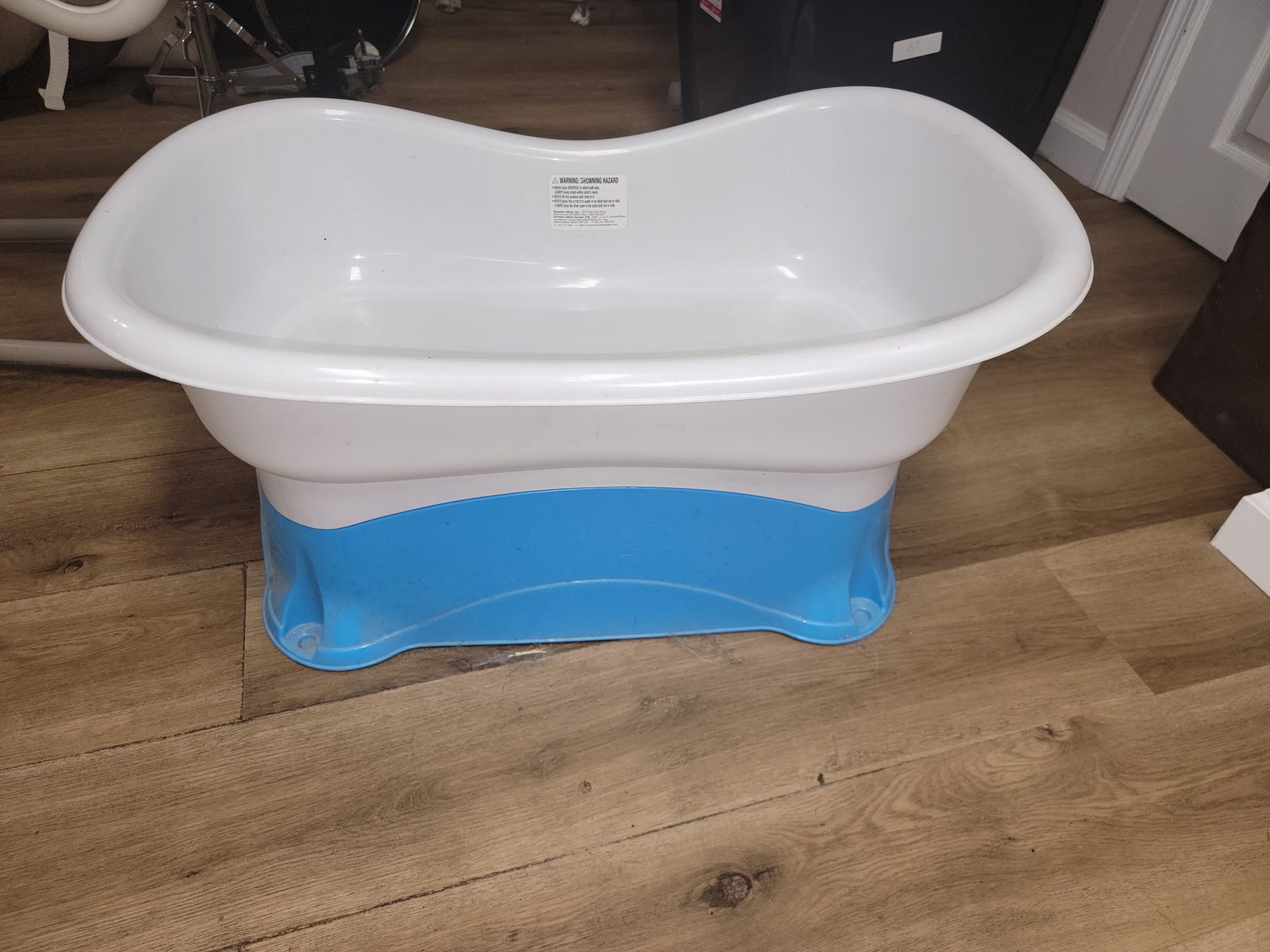 Baby Tub With Infant Insert