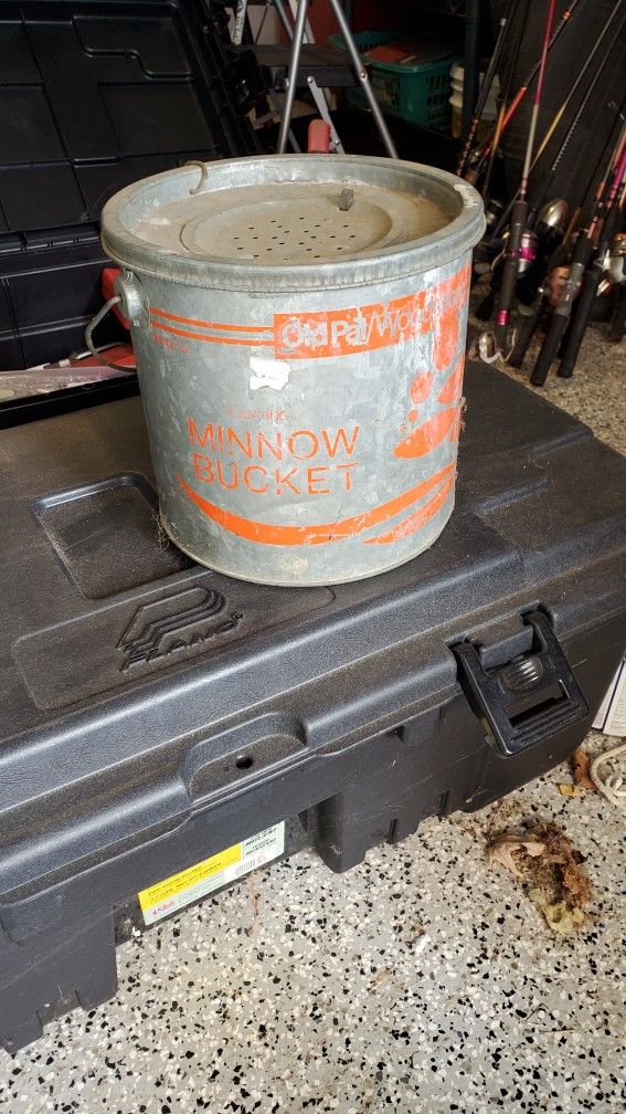 minnow bucket