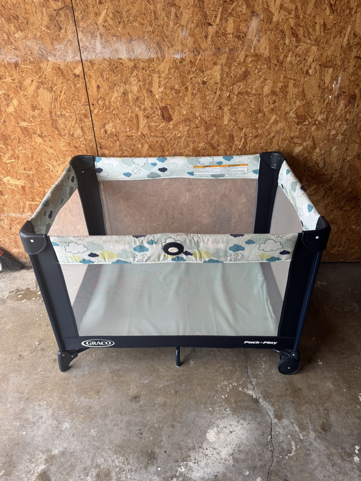 Baby crib