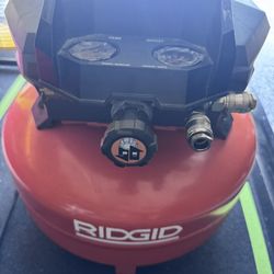 RIDGID 6 Gal. Pancake Air Compressor - Very Good Condition