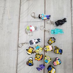 Crocs Charms  and Chain 