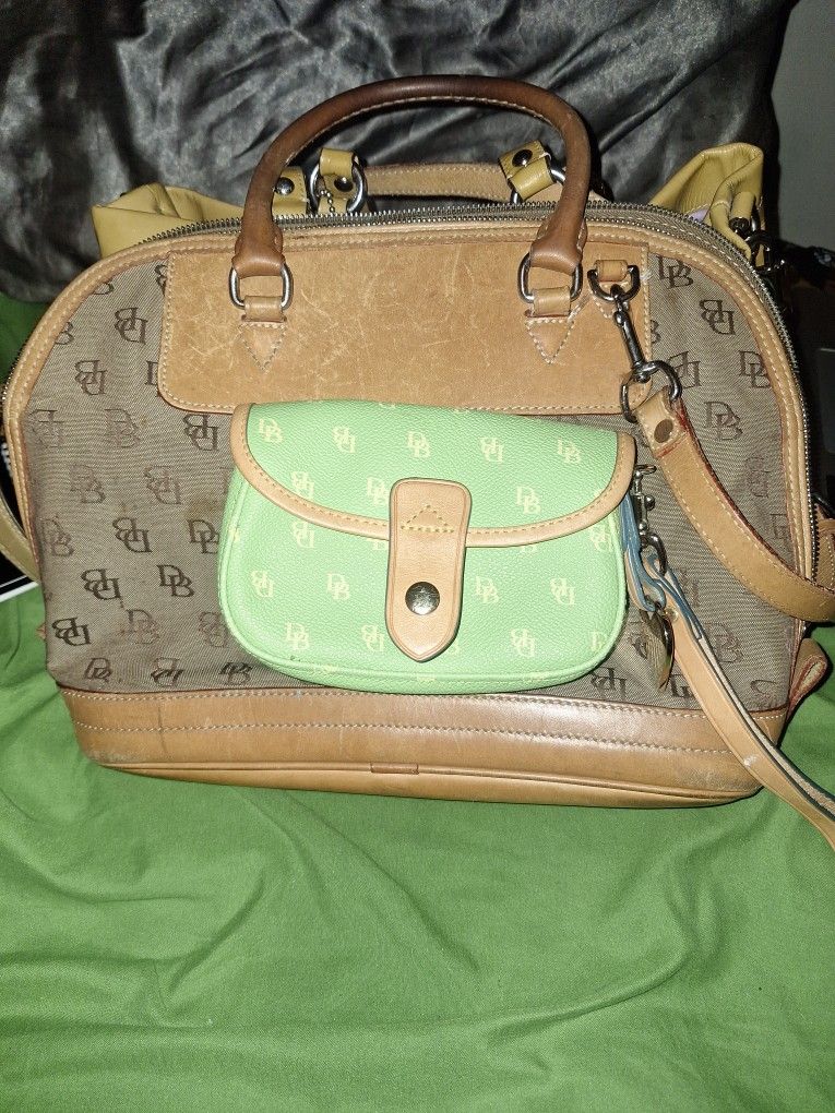 DOONEY & BOURKE TOTE BAG With Lime Green Wristlet