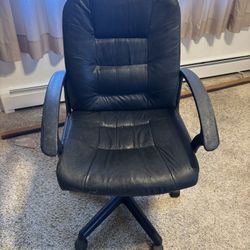 Computer Chair - Adjustable 