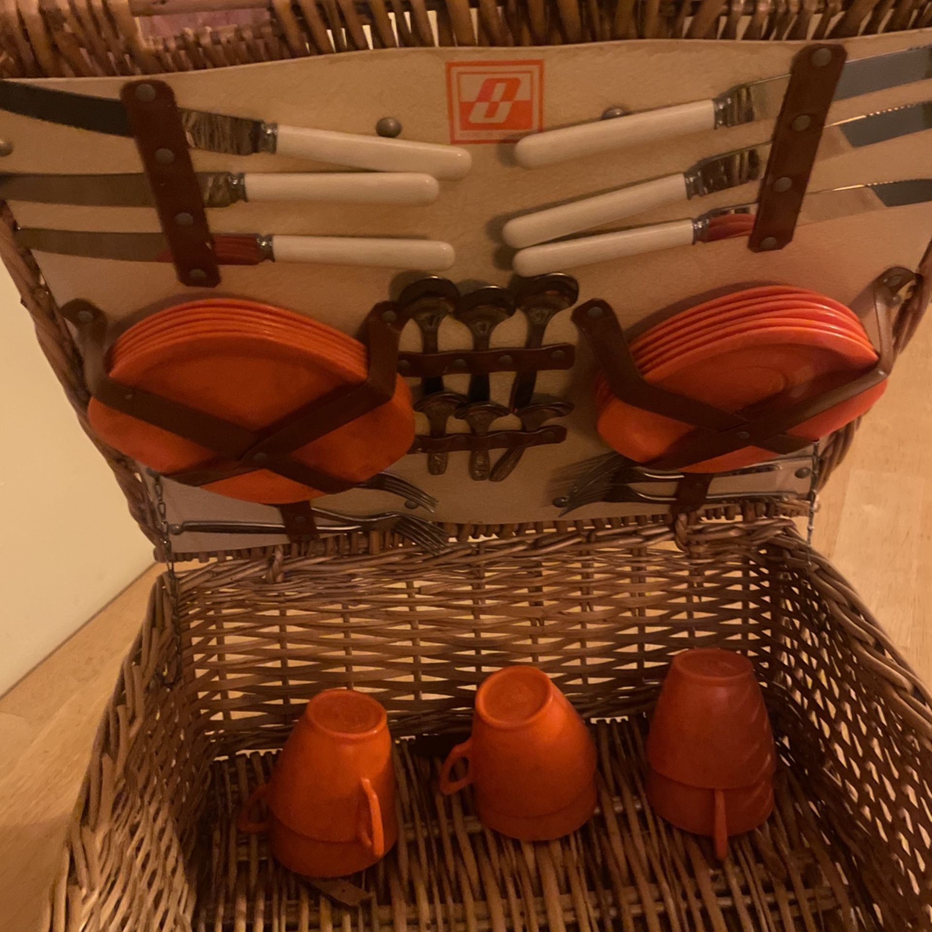 Vintage Optima Picnic Basket