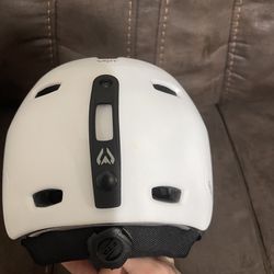 Wild Horn Snowboarding/Ski Helmet 