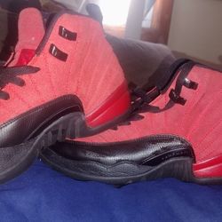 Jordan 12 Retro Reverse Flu 