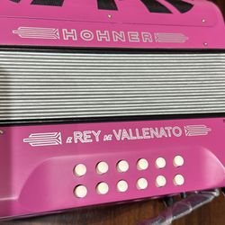 Acordeón Hohner Rey del Vallenato