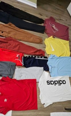 Clothes Size  Small  16 ×18