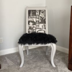 Audrey Hepburn Accent Chair
