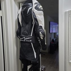 Alpinestar Track Suit  Size 44
