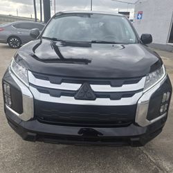 2024 Mitsubishi Outlander 