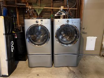 Electrolux Washer and Dryer
