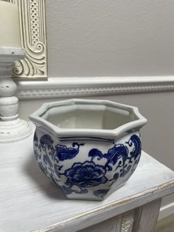 Ceramic Flower Pot