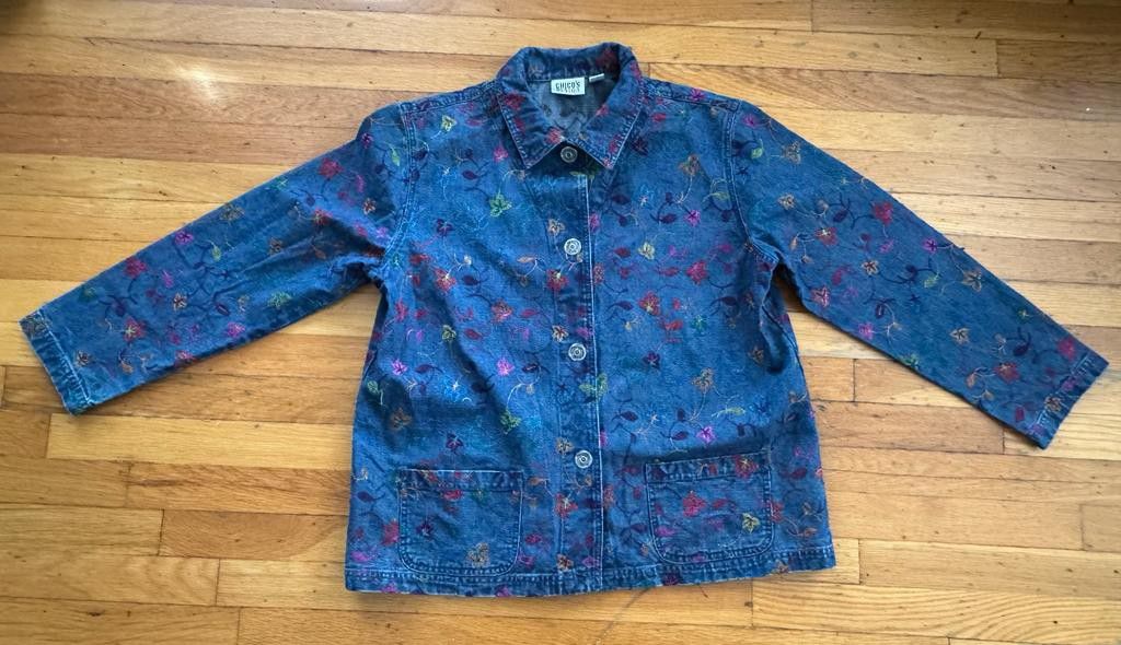 Chico’s Design Blue Jeans Floral Embroided Jacket Size 3