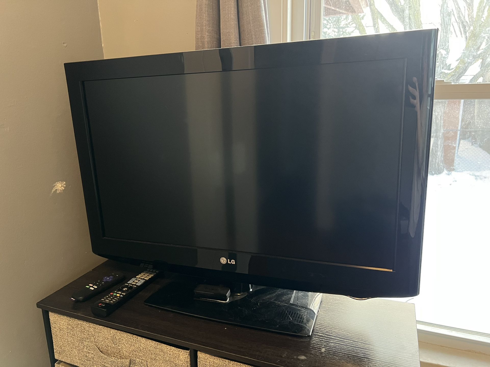 LG TV And Roku