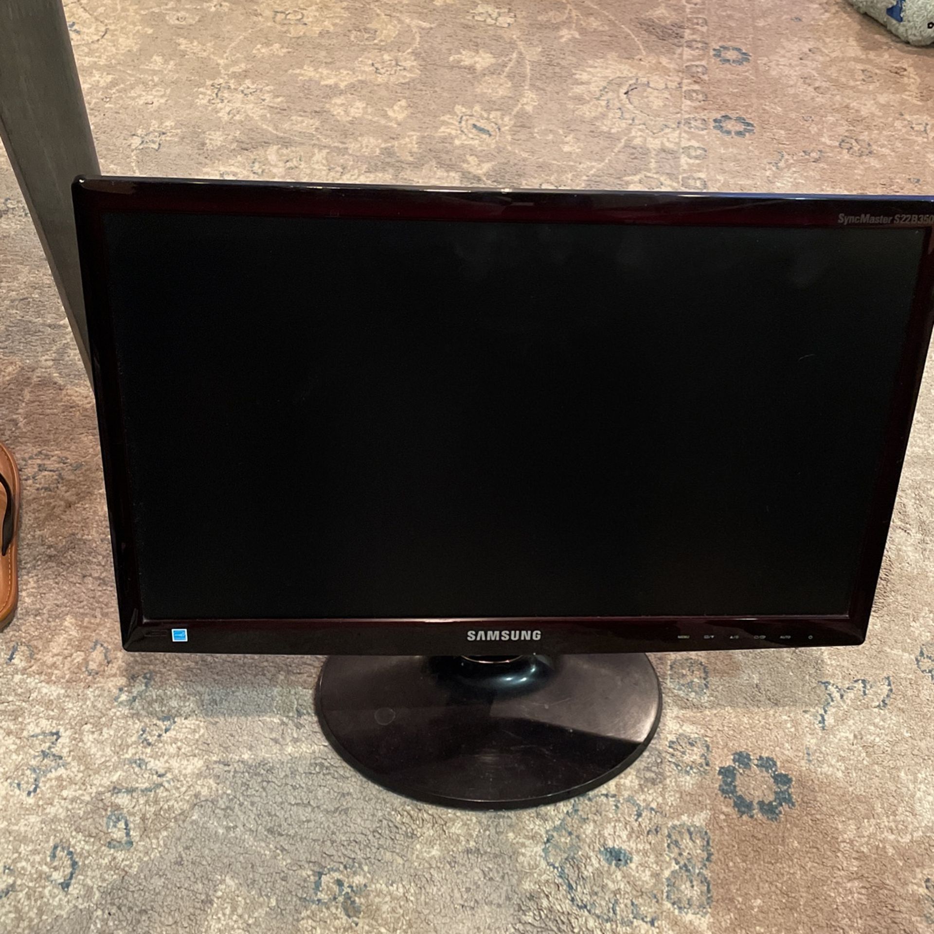 Samsung 22” LCD Monitor