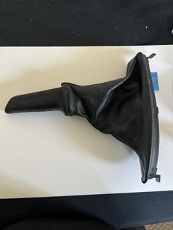 2007 BMW 650i Emergency Handbrake Cover