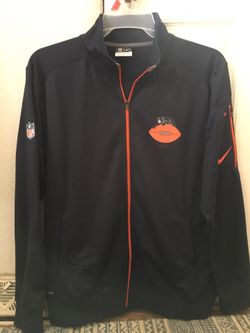 Medium Nike Dri-Fit Bears jacket