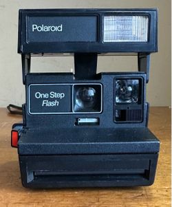 Vintage Polaroid 600 One Step Flash Point & Shoot Instant Film Camera w/ Strap