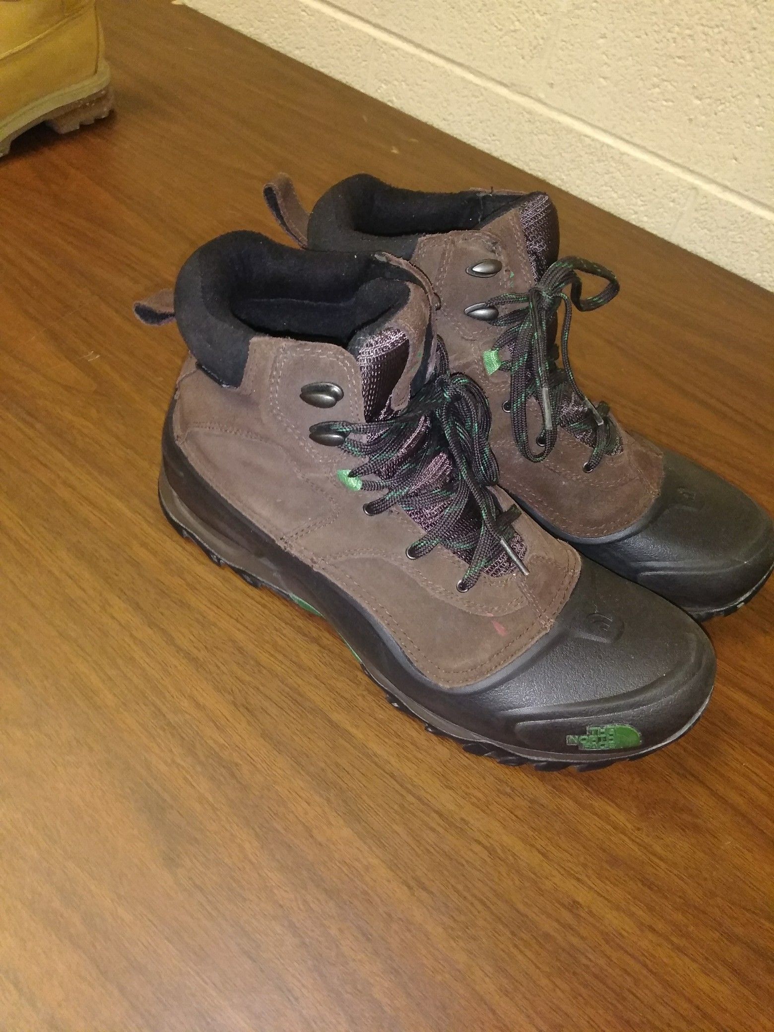 North face Boot Shoes for Sale.