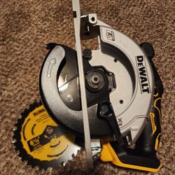 Dewalt Circular Saw 