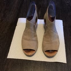 WOMEN’S KENNETH COLE GENTLE SOLES SHOES